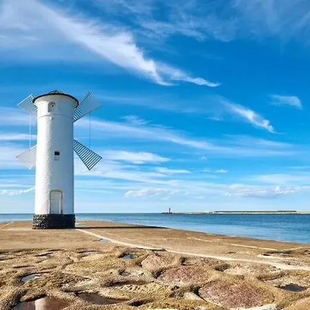 Golden Line Свиноуйсьце